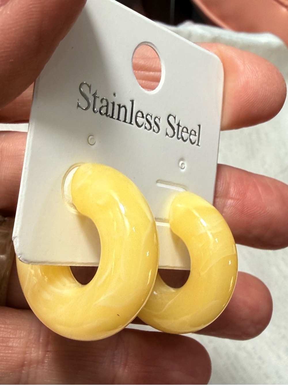 brand-new lucite semi-hoop hypo-allergenic sensitive ears post earrings yellow